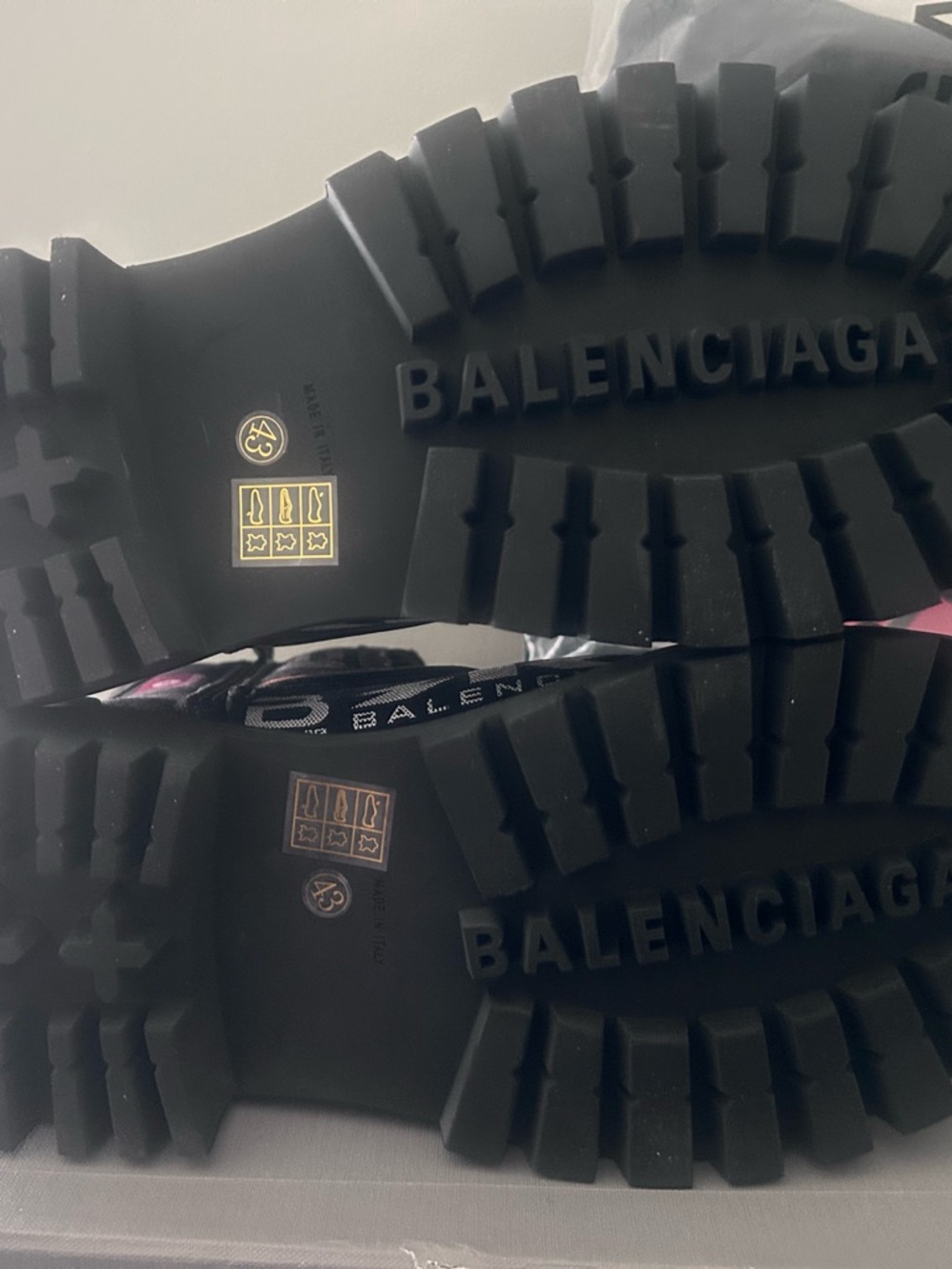 Balenciaga Black Chunky Lug Sole Boots with Subtle Pink Accent - Picture 3 of 6